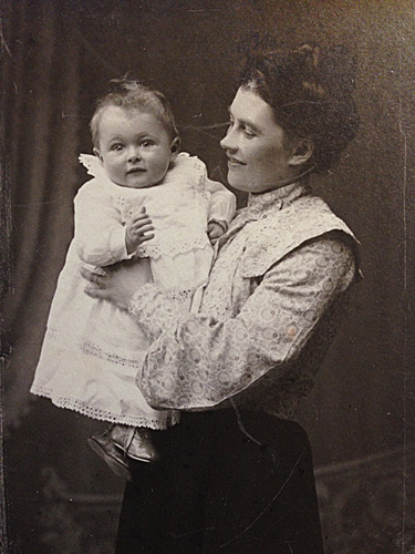 Caroline med Otto 1908