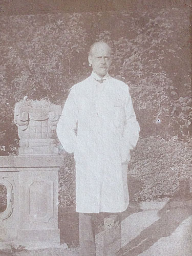 Overl&aelig;gen p&aring; Julem&aelig;rkesanatoriet ved Kolding Fjord 1920